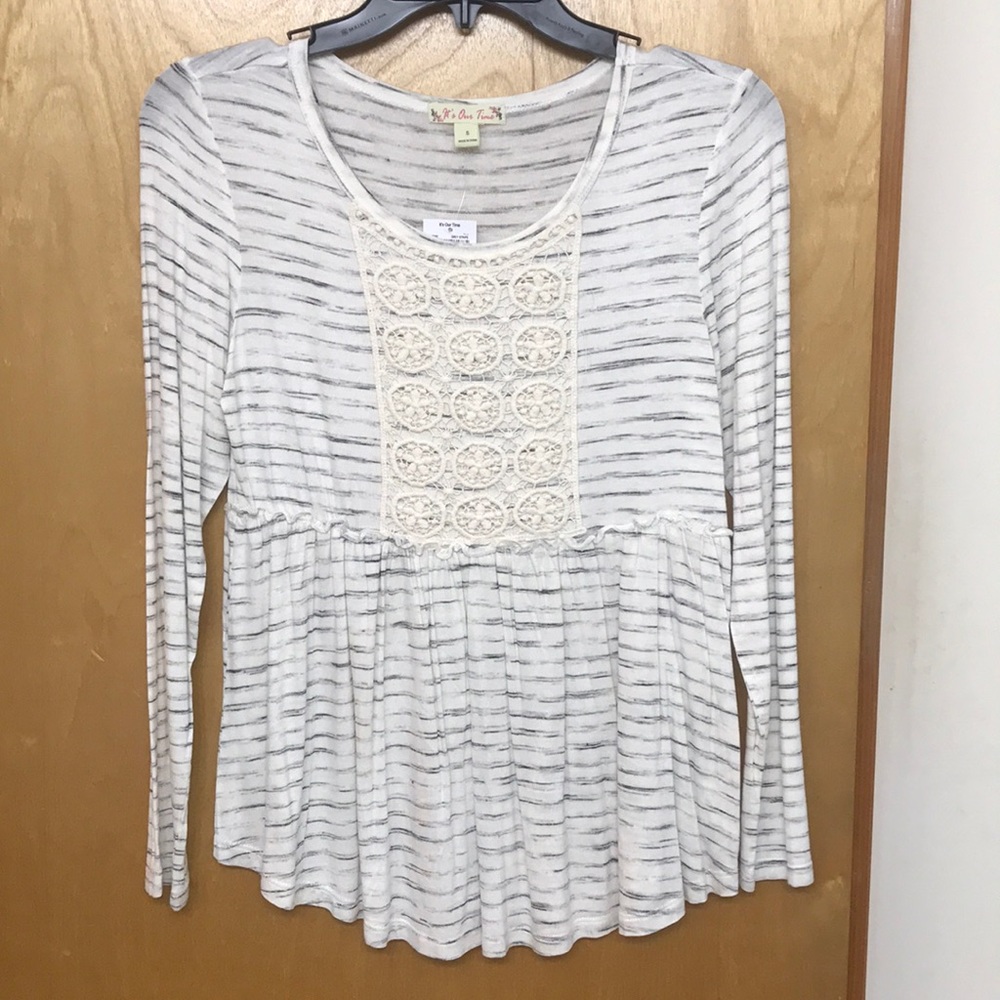 Long sleeve top